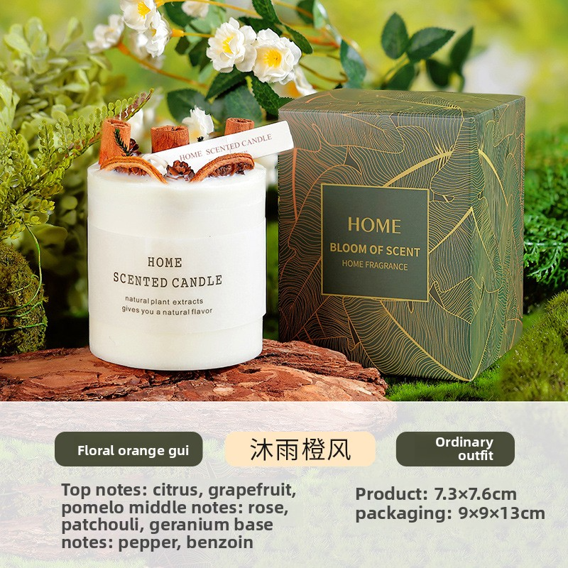 YUHUAN Forest Floral Aromatherapy Candle – Handcrafted Soy Wax with Dried Flowers, 4 Styles - Close-up