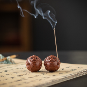 Chinese Ceramic Indoor Incense Burner - Vintage Aromatherapy Holder - Ceramic Incense Burner