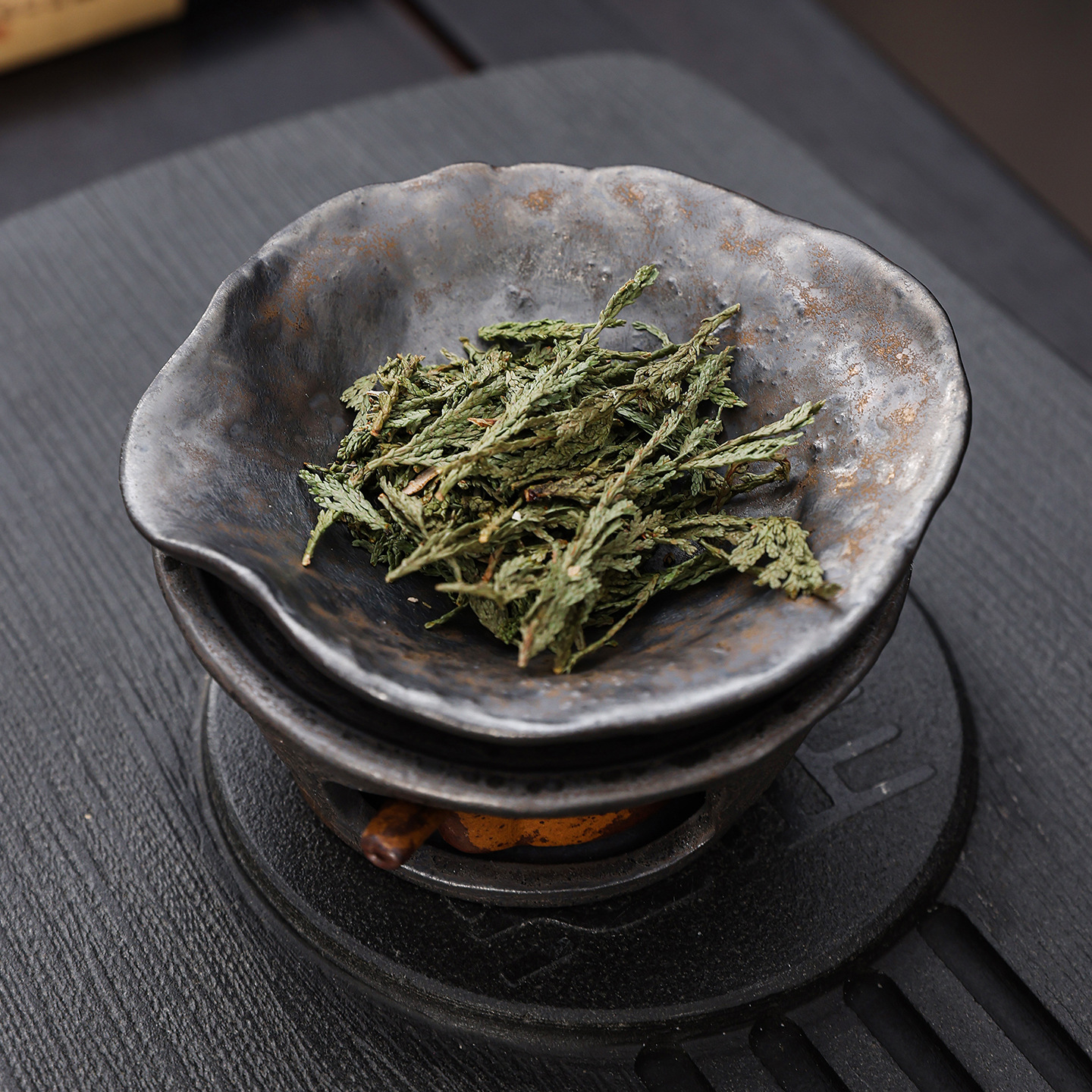 Japanese Handmade Ceramic Roasting Incense Burner & Tea Warmer - Lifestyle Scene
