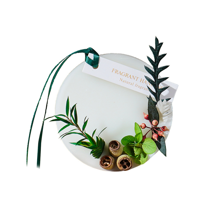 YUEKOKO Aromatherapy Wax Sachets - Wardrobe & Car Air Freshener, 17 Styles - Lifestyle Scene